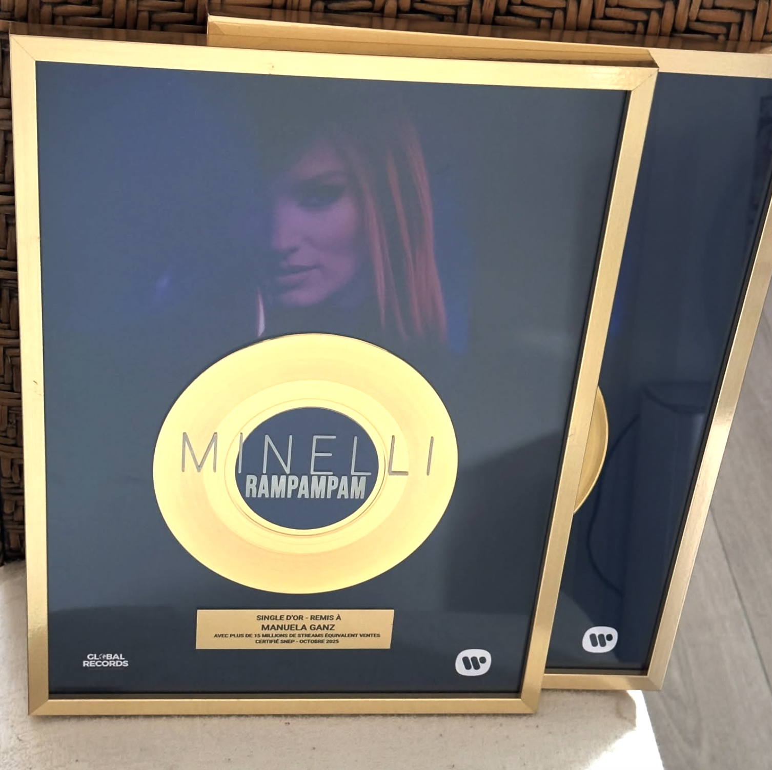 Single d'Or – Minelli Rampampam